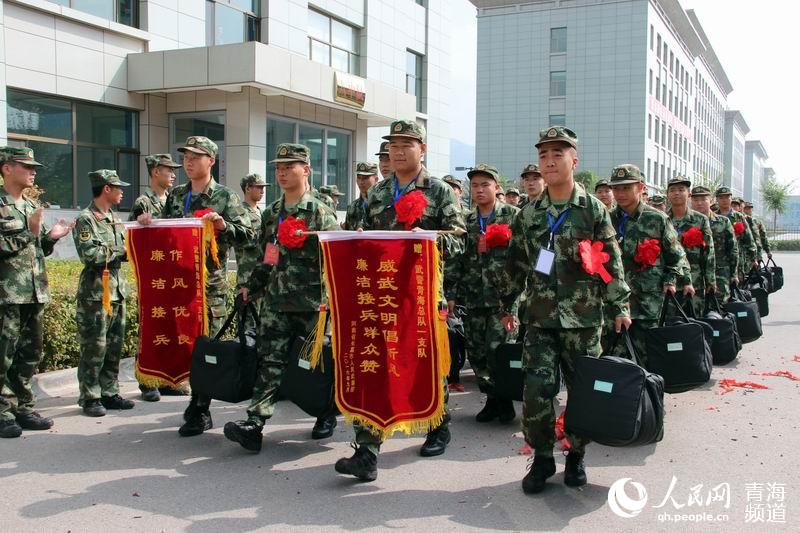 武警青海总队一支队2016年度夏秋季新兵顺利入营