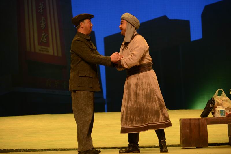 大型秦腔民族现代戏《尕布龙》在西宁首演