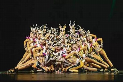 青海代表团参加第九届小荷风采全国少儿舞蹈