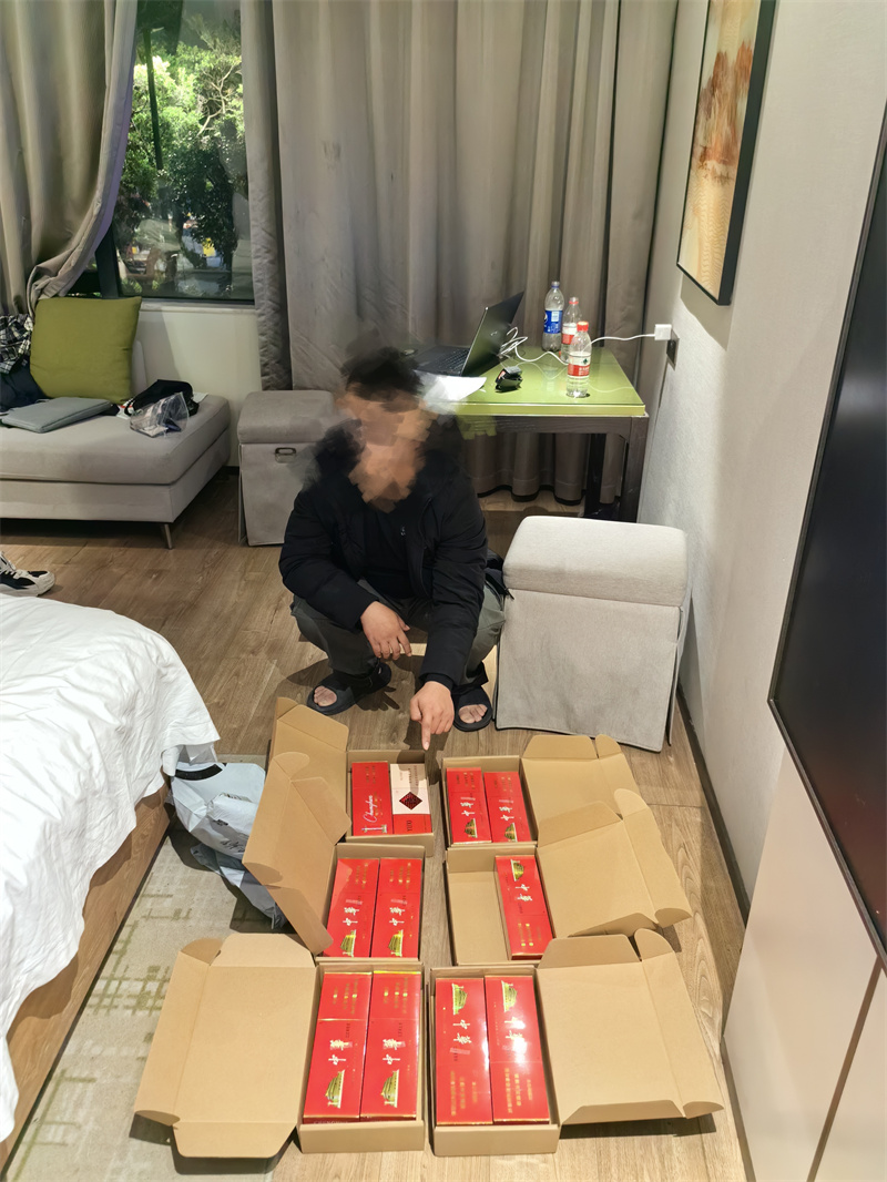 抓捕現場。西寧市公安局城北分局供圖