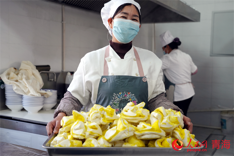 搬迁新村幸福食堂温暖老人好“食”光