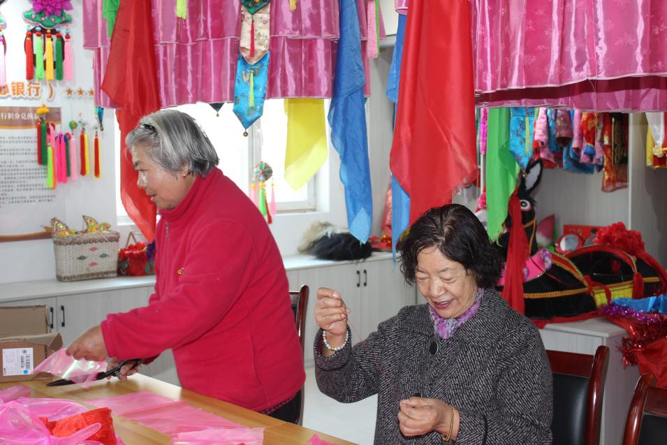 青春力量激活乡村振兴“一池春水”