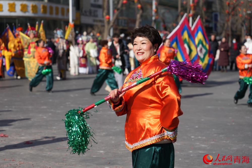 钱棍。人民网 况玉摄