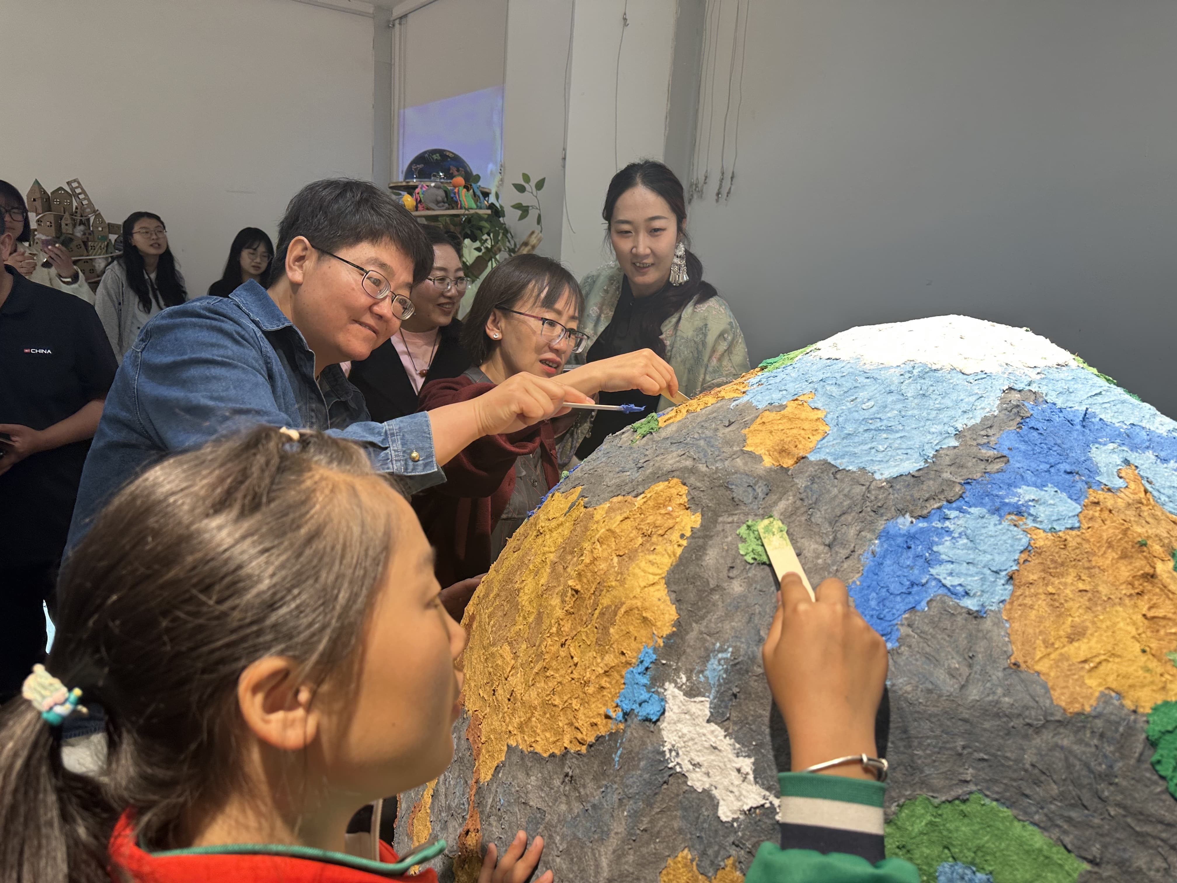 西寧城北：“自然之心”畫展啟幕
