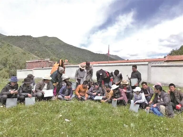 和日村：刻刀雕出幸福路