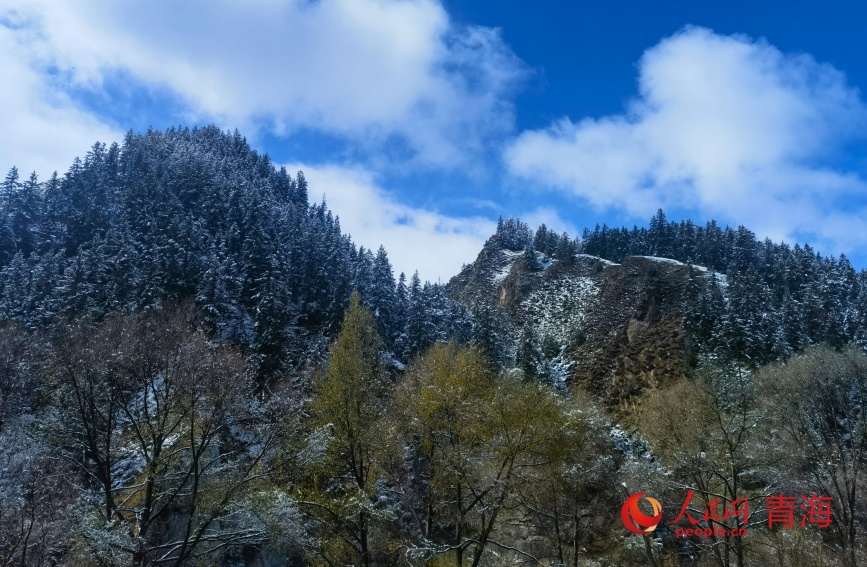 祁連山秋雪。人民網記者 甘海瓊攝