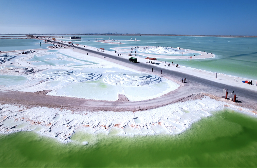 =在察爾汗鹽湖 赴一場冬日之旅/