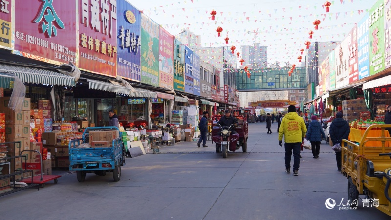 匯鑫市場內一派繁忙景象。實習生 周大煒攝