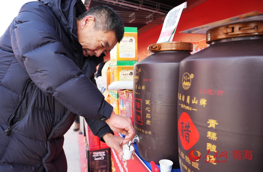 市民在非遗大集。人民网记者 甘海琼摄