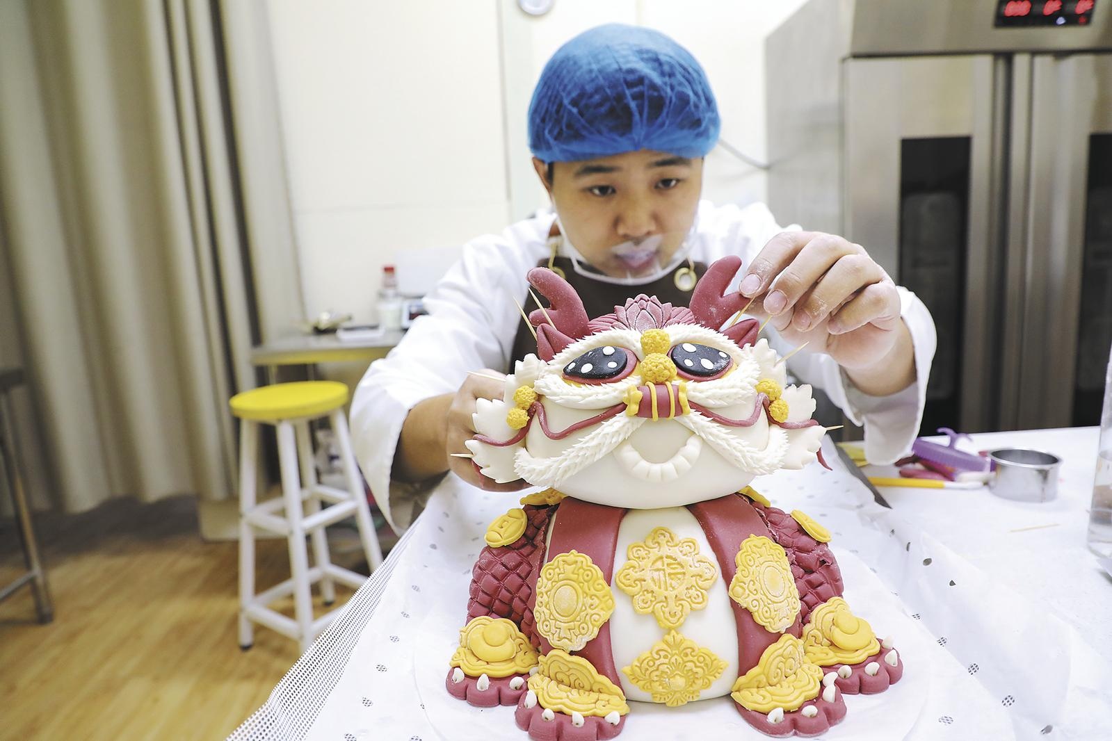 醒獅花饃。本報記者 劉祎 攝