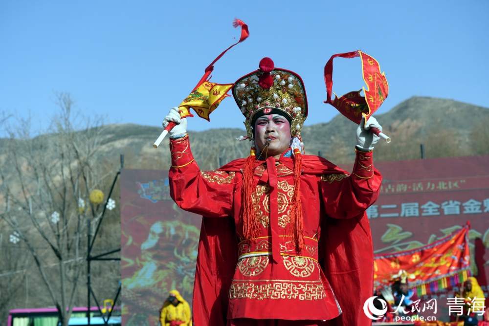 威風鑼鼓。人民網記者 況玉攝