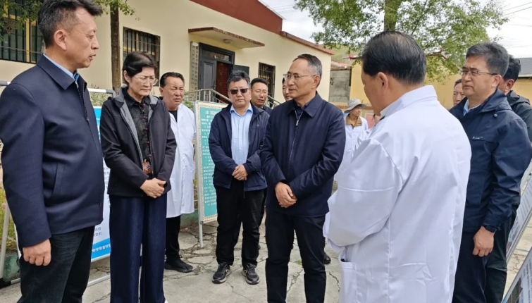 省人大常委會執法檢查組赴玉樹州開展《青海省包虫病防治條例》執法檢查 同步開展國際生態旅游目的地建設立法調研