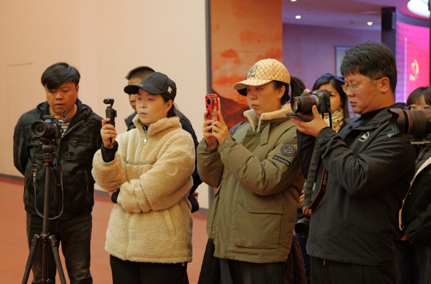 建设中华民族共有精神家园 讲好青海故事